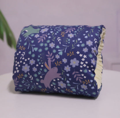 CloudyCuff™ Nursing Arm Pillow - Blush Stars